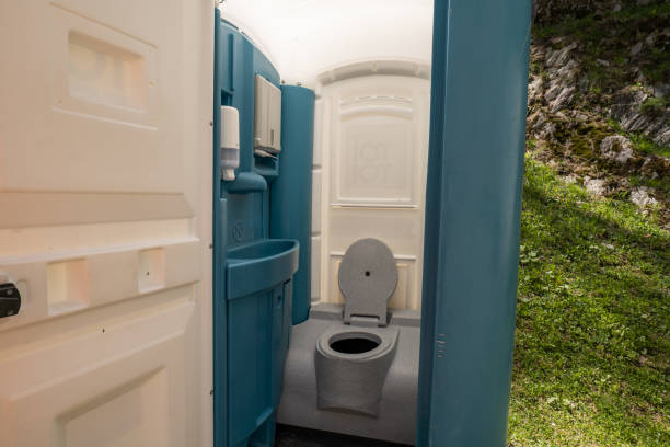 Types of Portable Toilets We Offer in Valley Falls, RI